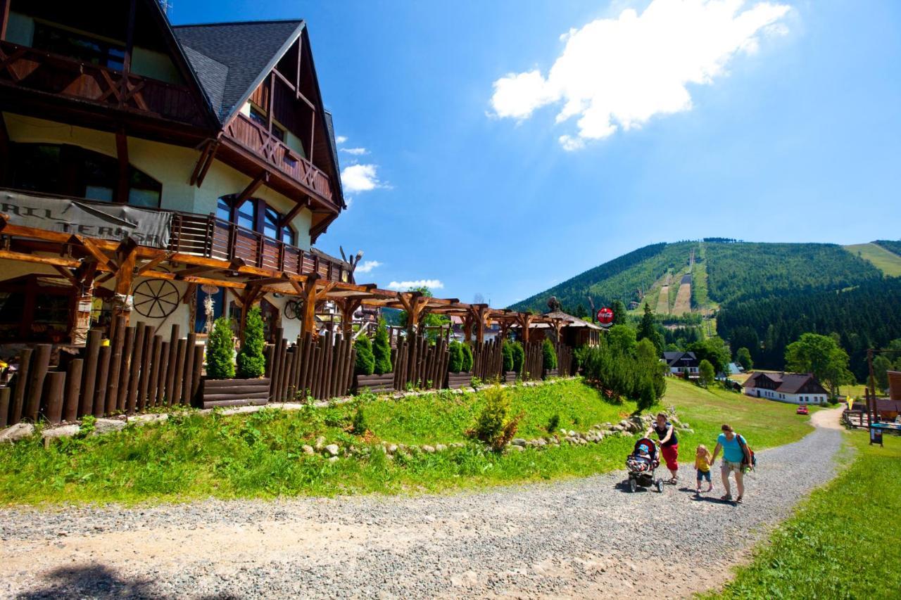 Penzion Rotunda Harrachov Luaran gambar